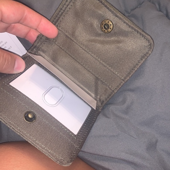 SALE ✨NWOT Thirty-One Wallet - Picture 4 of 7